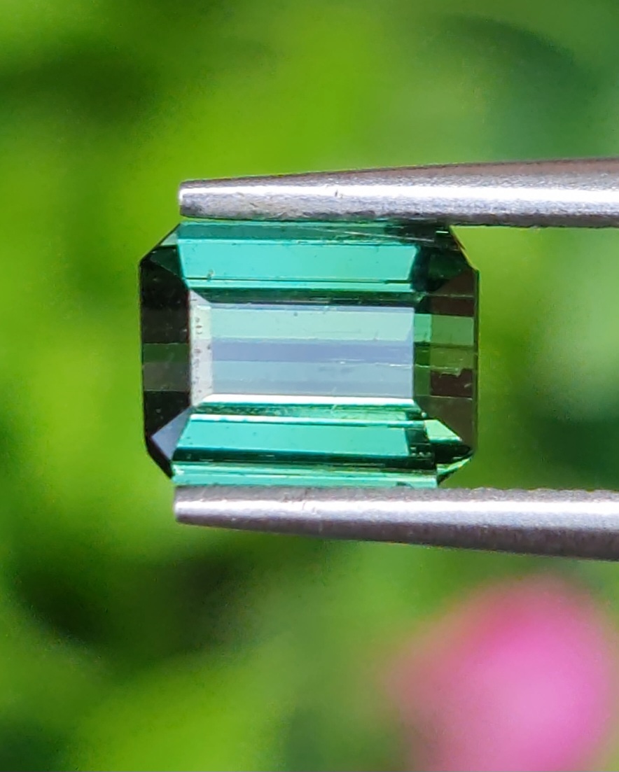 ทัวร์มาลีน Natural Tourmaline