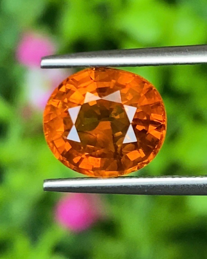 บุษราคัม (Yellow Sapphire)