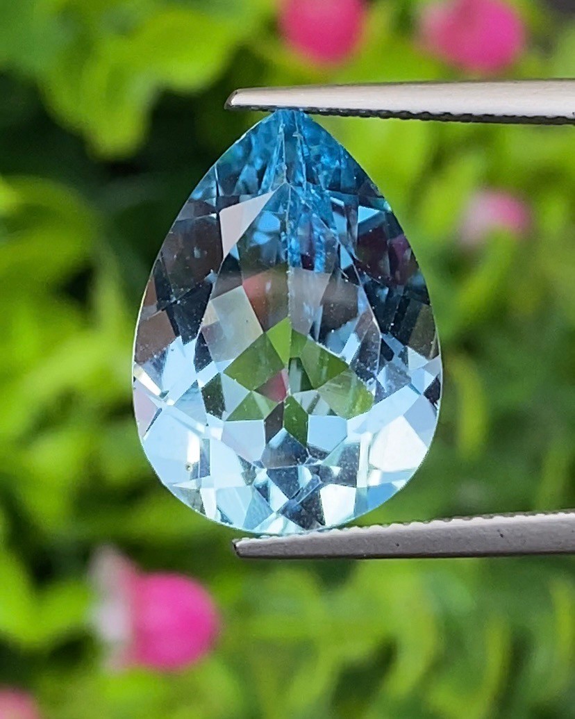 โทแพซ Topaz