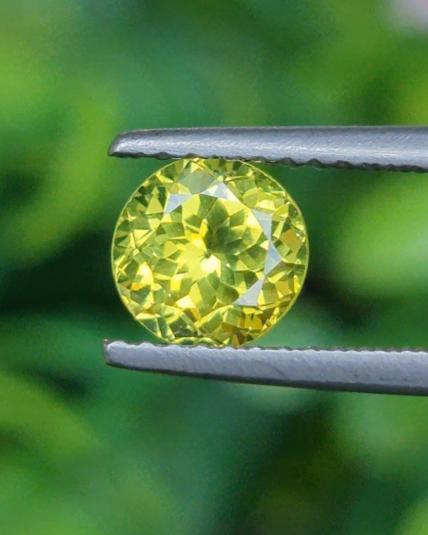 พลอย คริโซเบริล Natural Chrysoberyl