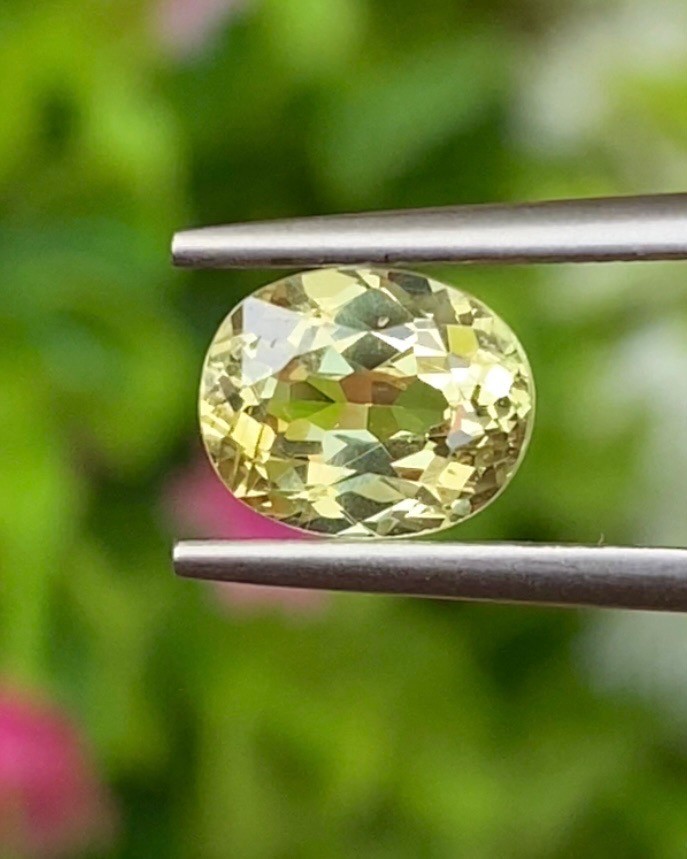 พลอย คริโซเบริล Natural Chrysoberyl