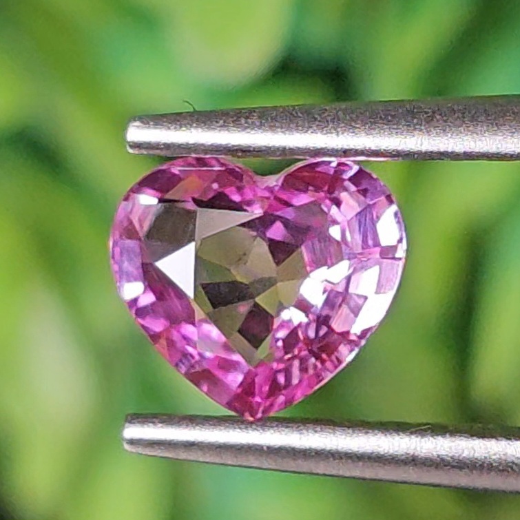 พลอย ชมพู พิ้ง แซฟไฟร์ Pink Sapphire