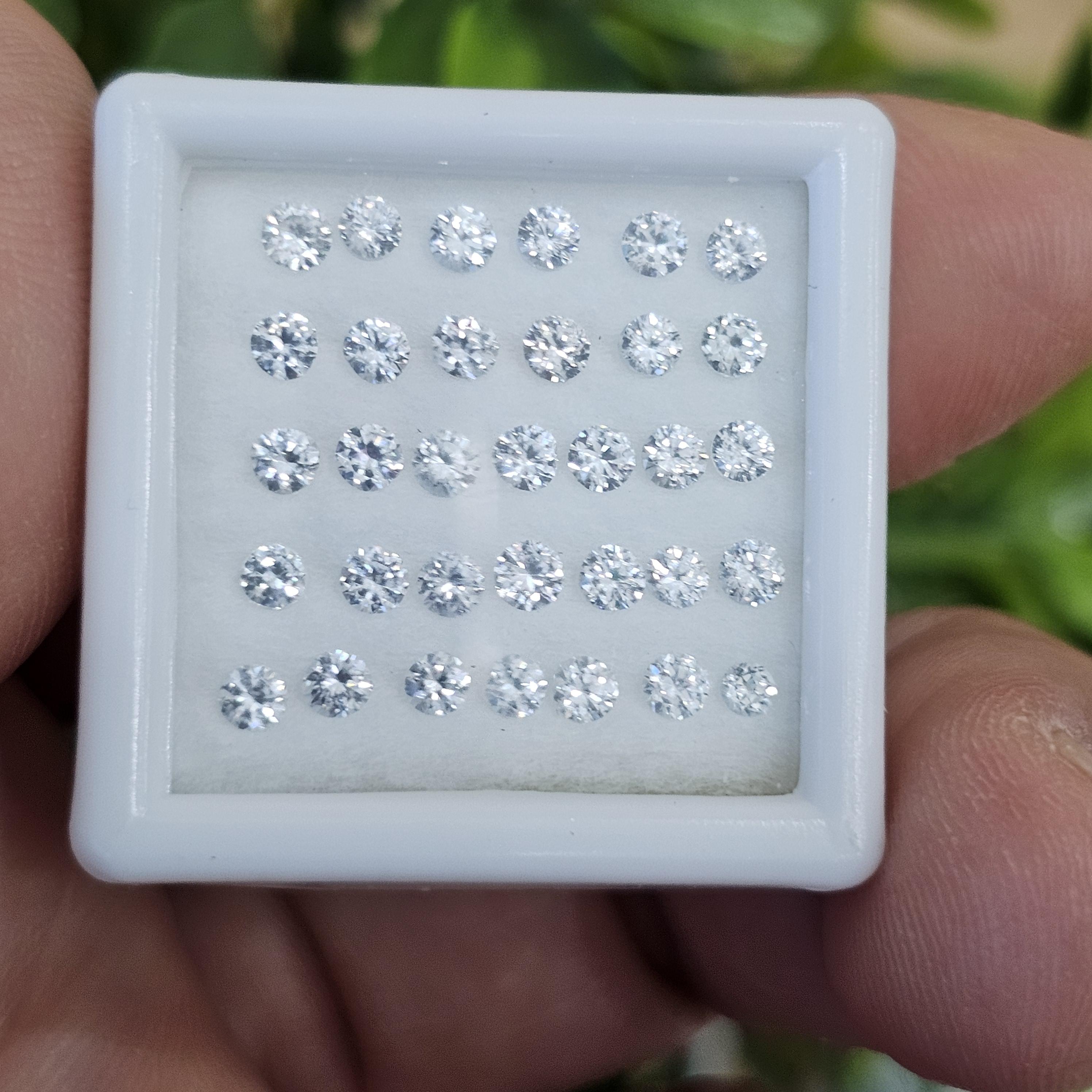 เพทาย Natural Zircon