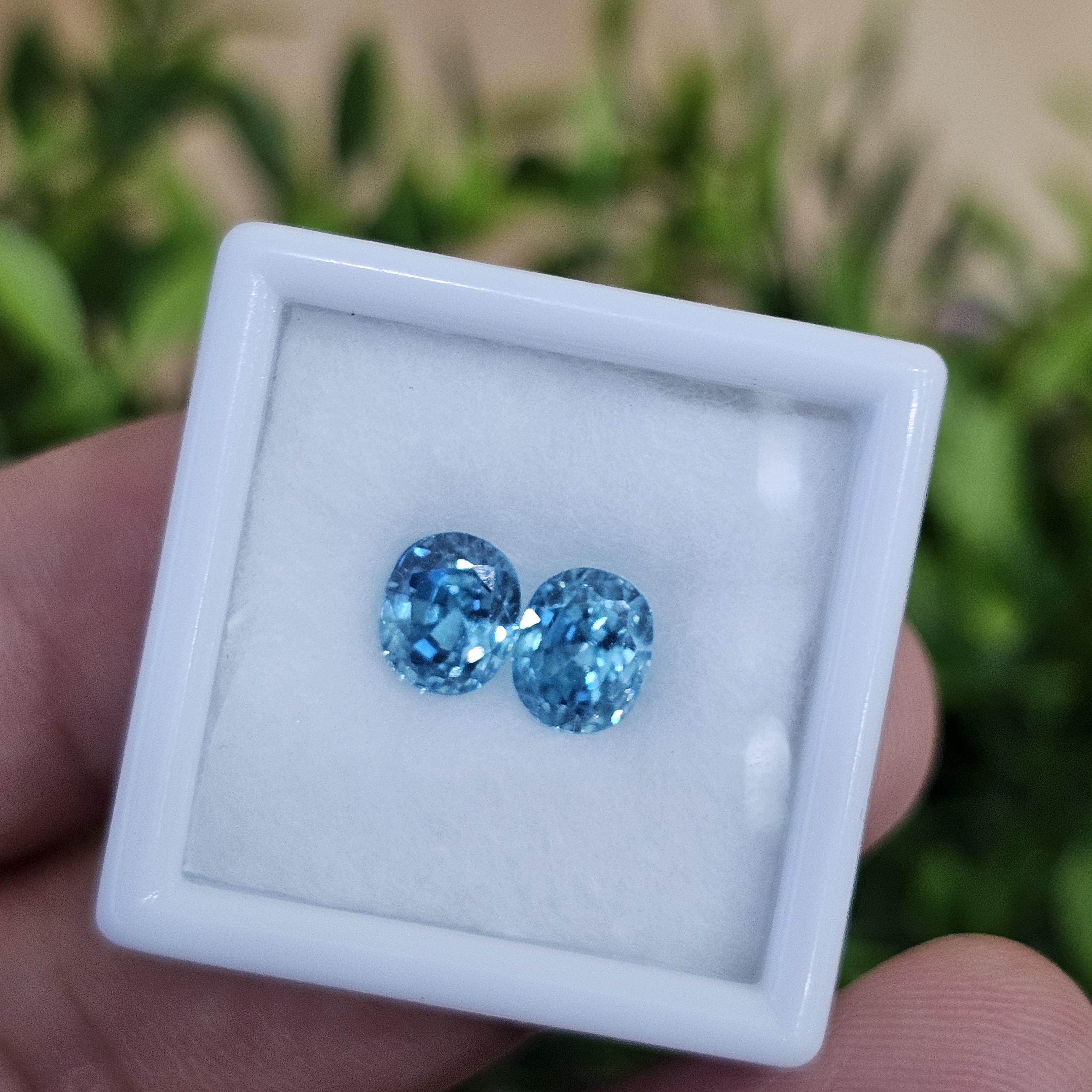 เพทาย Natural Zircon