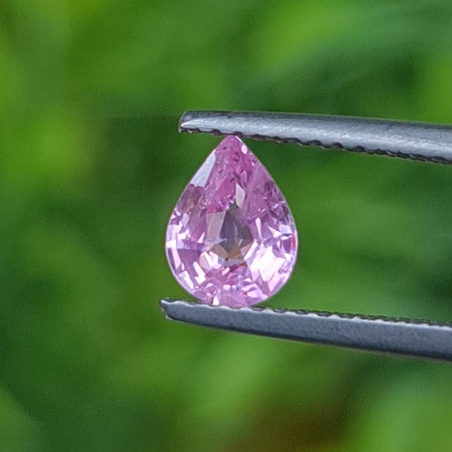 พลอย ชมพู พิ้ง แซฟไฟร์ Pink Sapphire