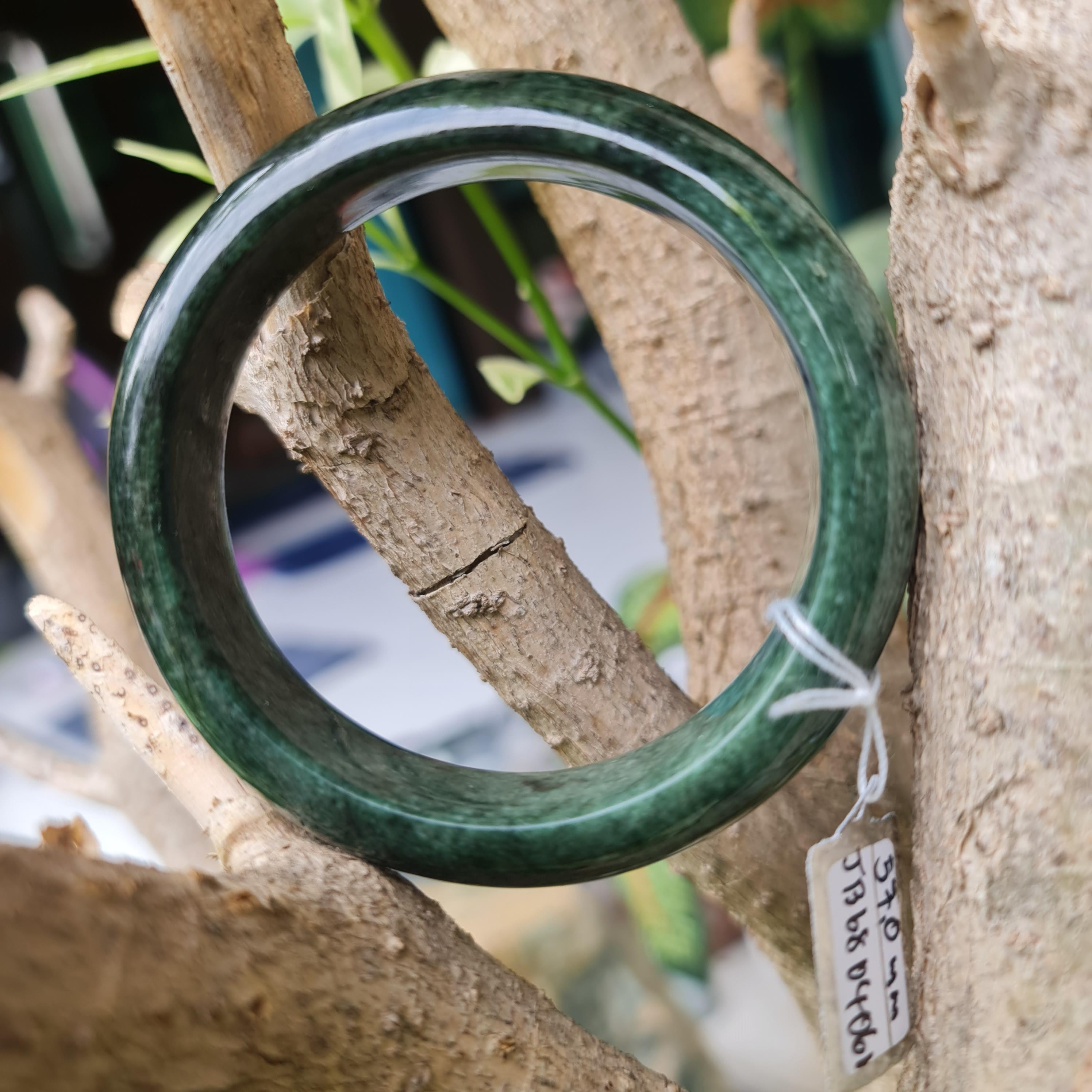หยกแท้ Jadeite
