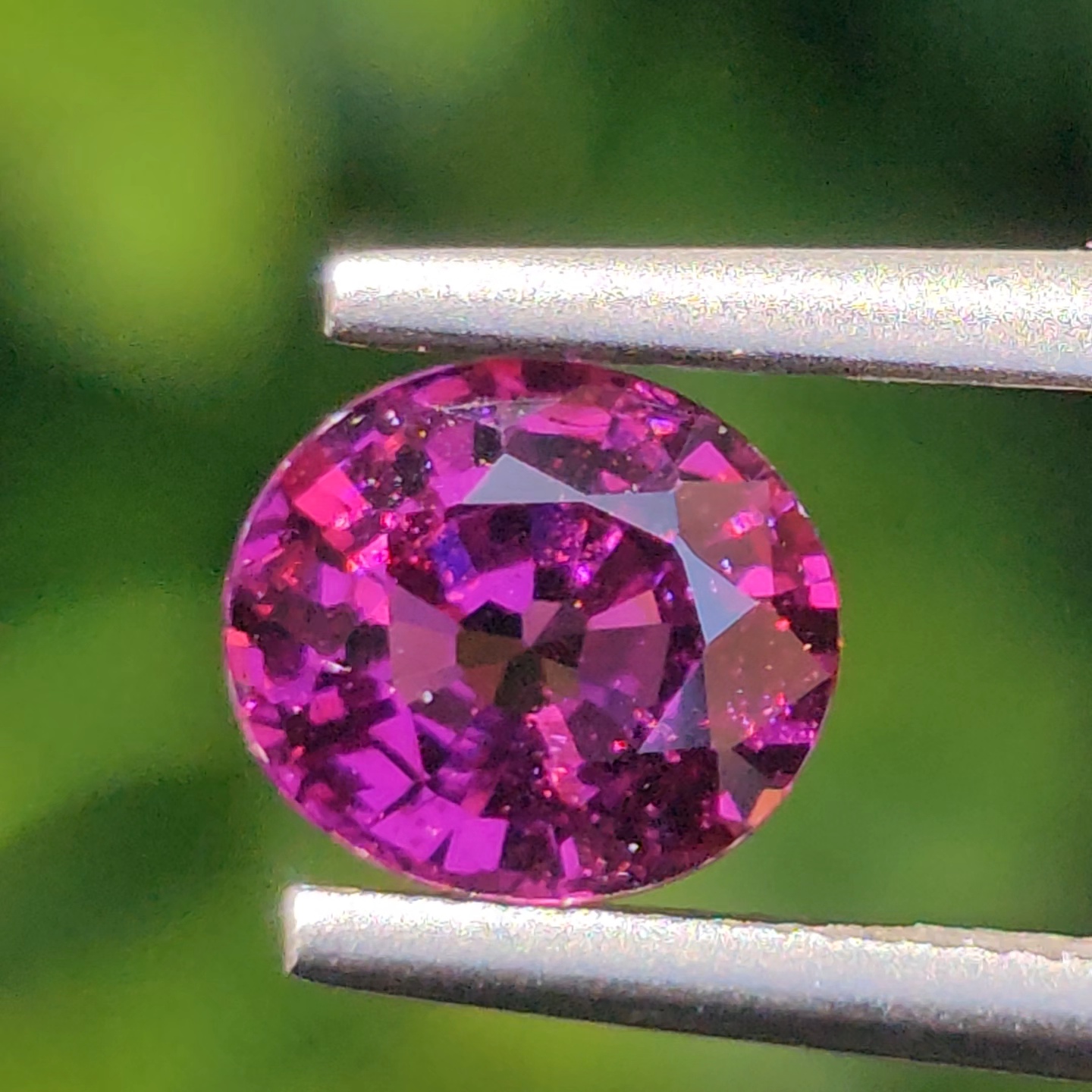 อุมบาไลต์ การ์เน็ต Umbalite Garnet