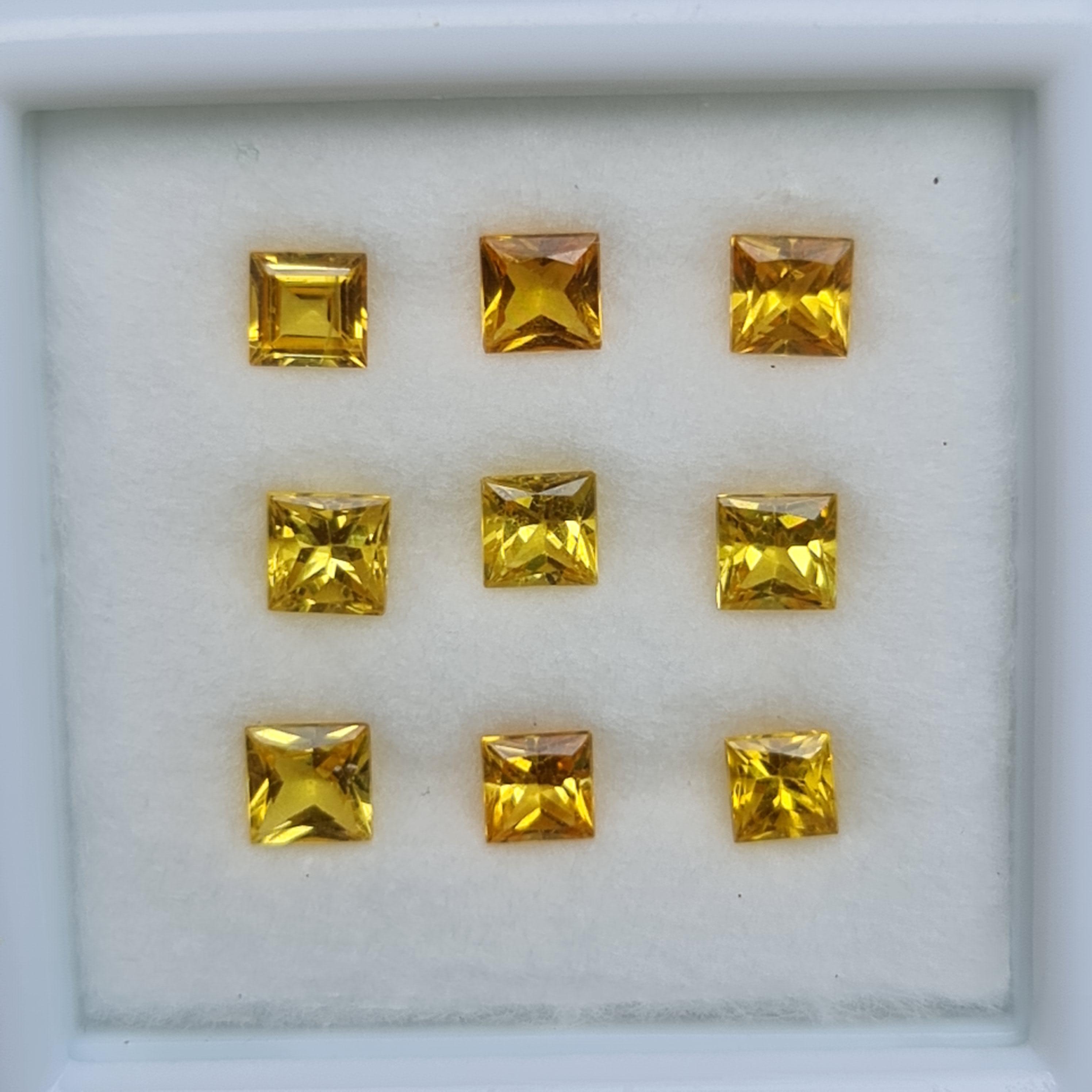 บุษราคัม Yellow Sapphire