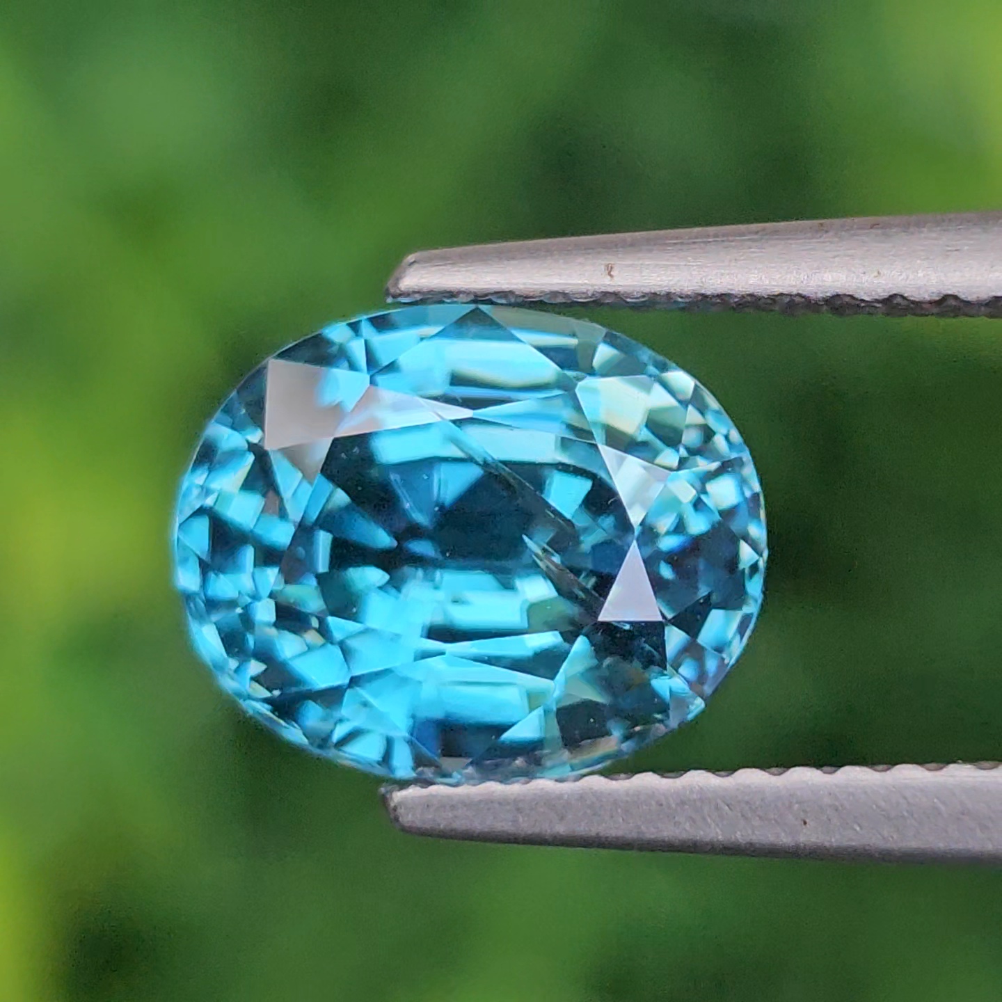 เพทาย Natural Zircon