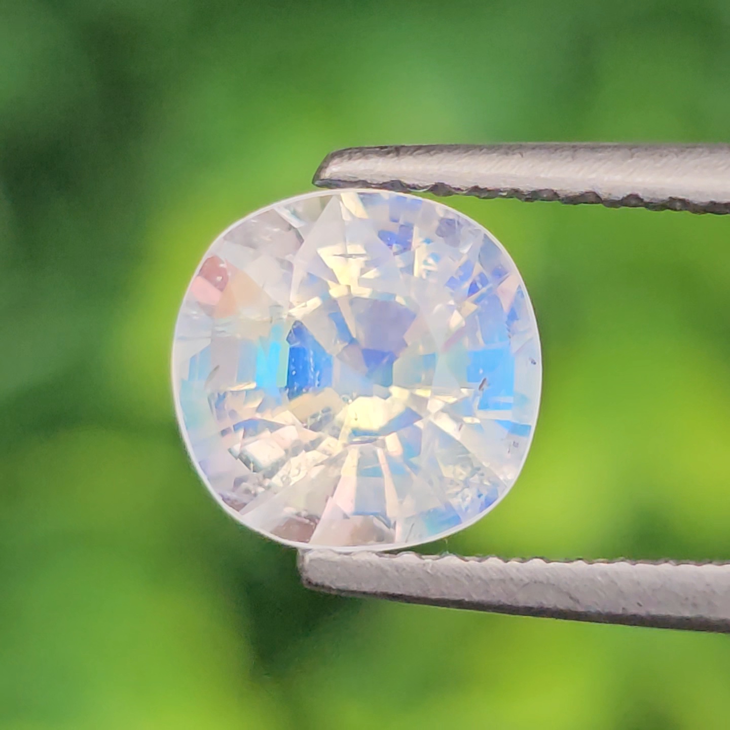 พลอย เรนโบว์ มูนสโตนแท้ Natural Rainbow Moonstone