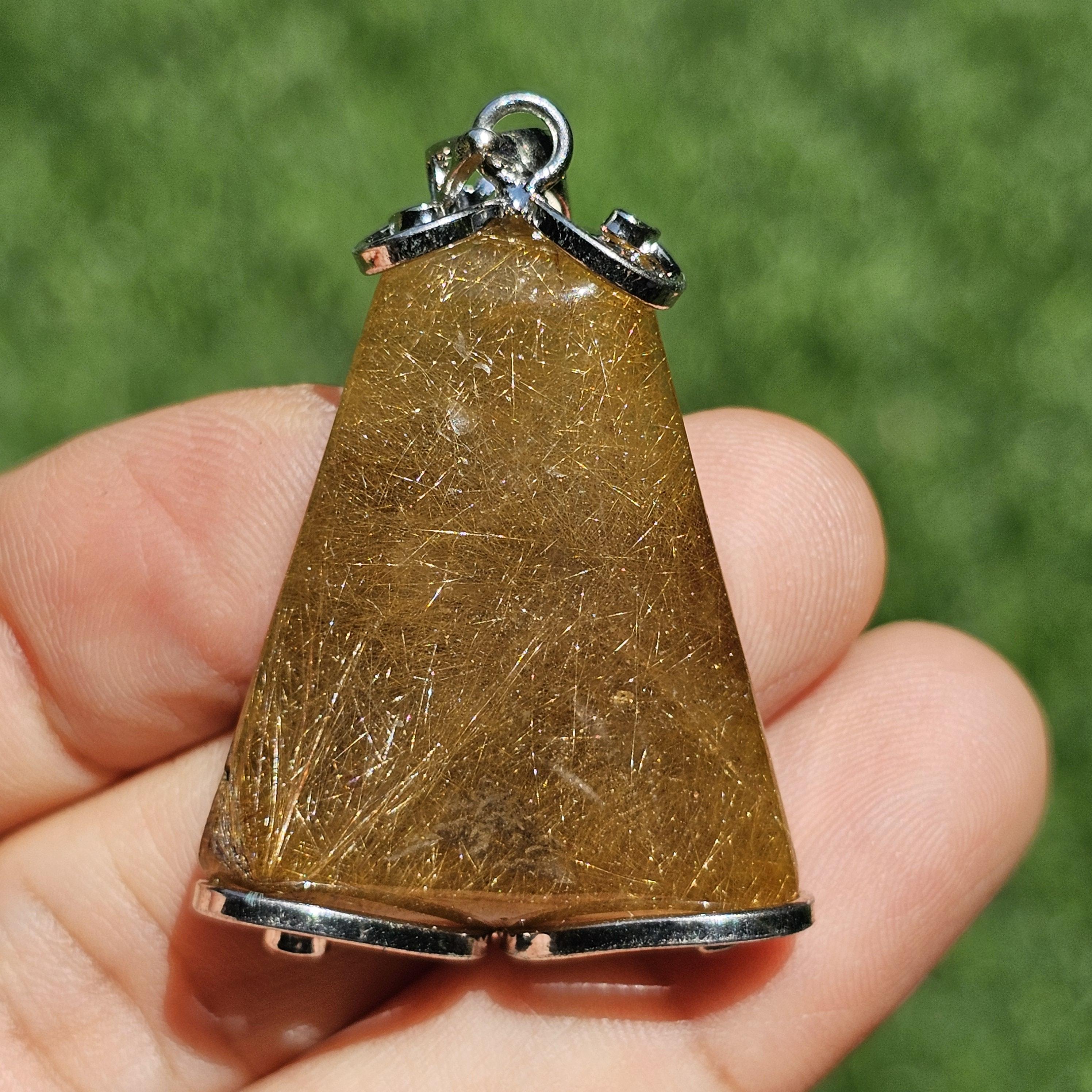 ไหมทอง ควอตซ์ Golden Rutilated Quartz