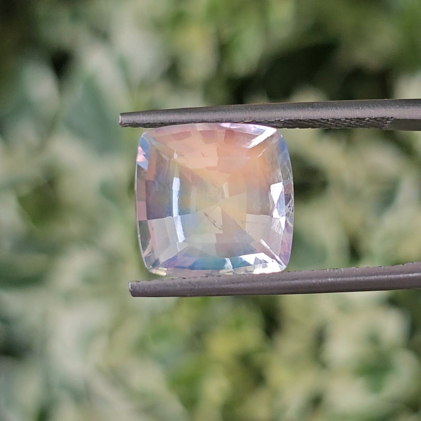 พลอย เรนโบว์ มูนสโตนแท้ Natural Rainbow Moonstone