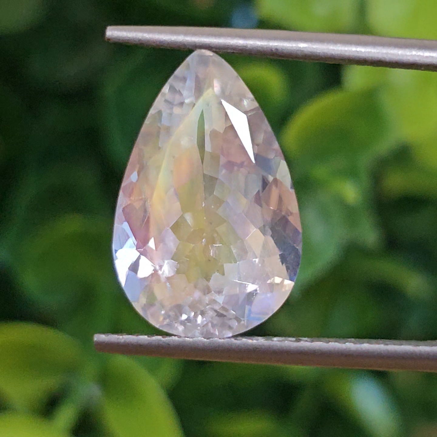 พลอย เรนโบว์ มูนสโตนแท้ Natural Rainbow Moonstone