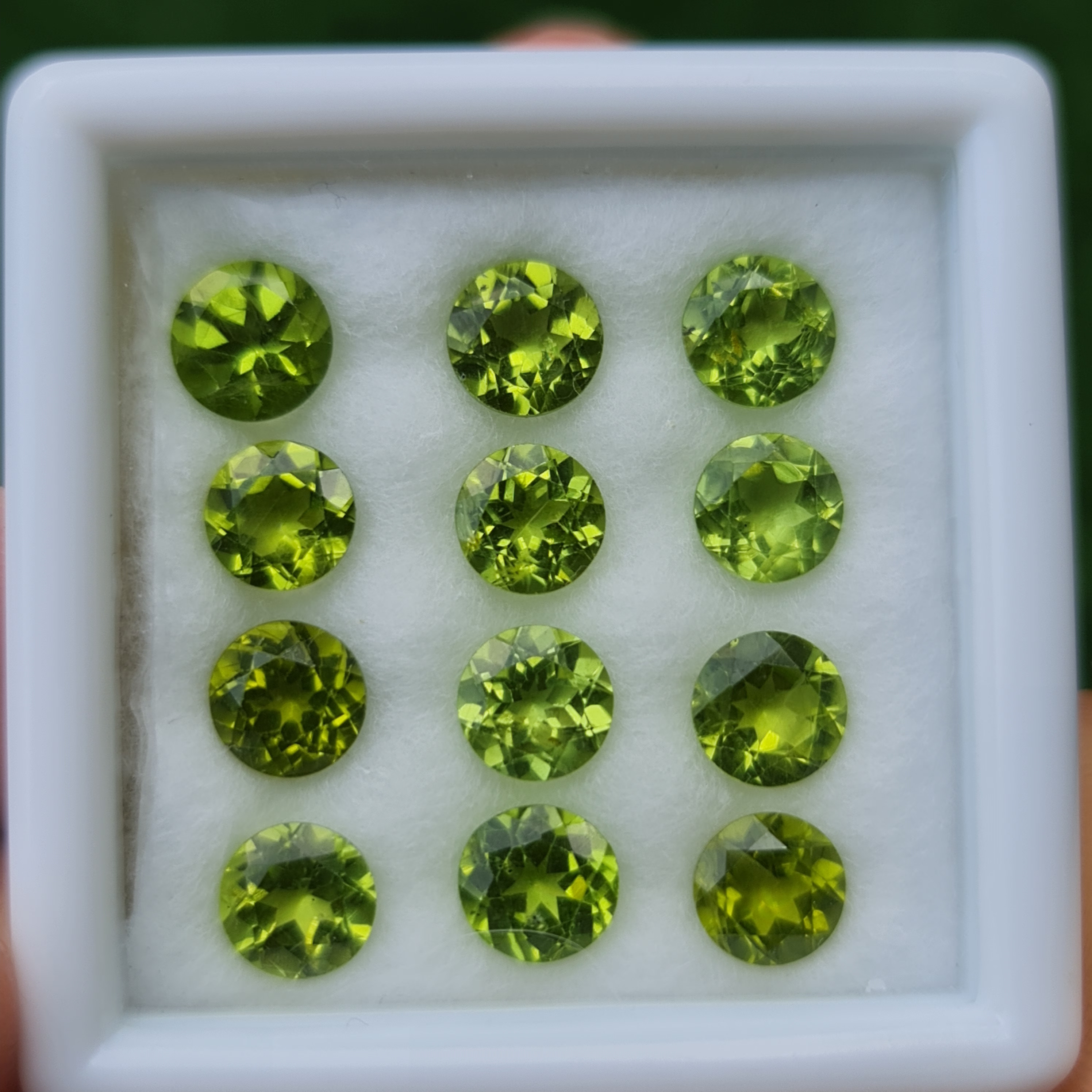 เพอริดอต Natural Peridot
