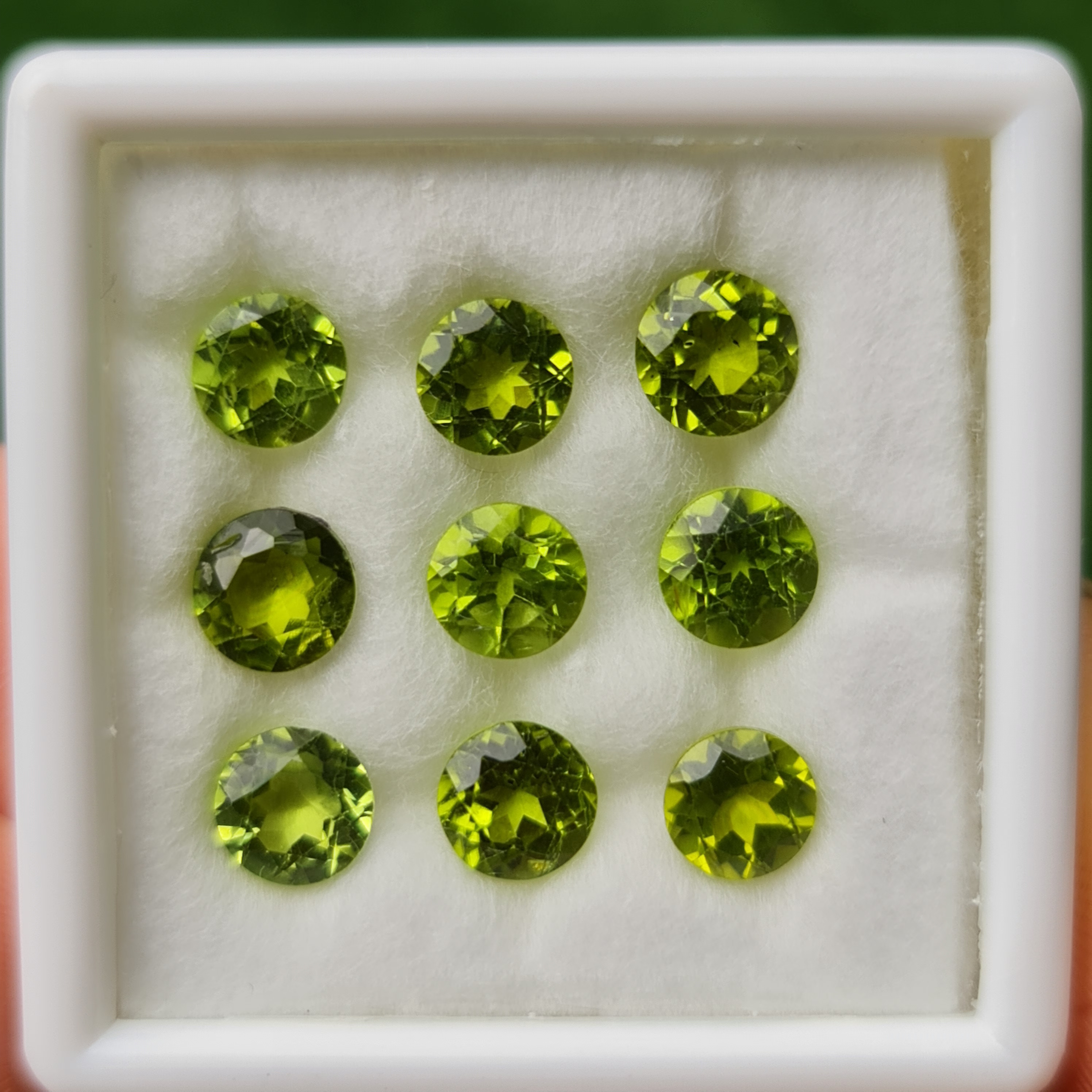 เพอริดอต Natural Peridot