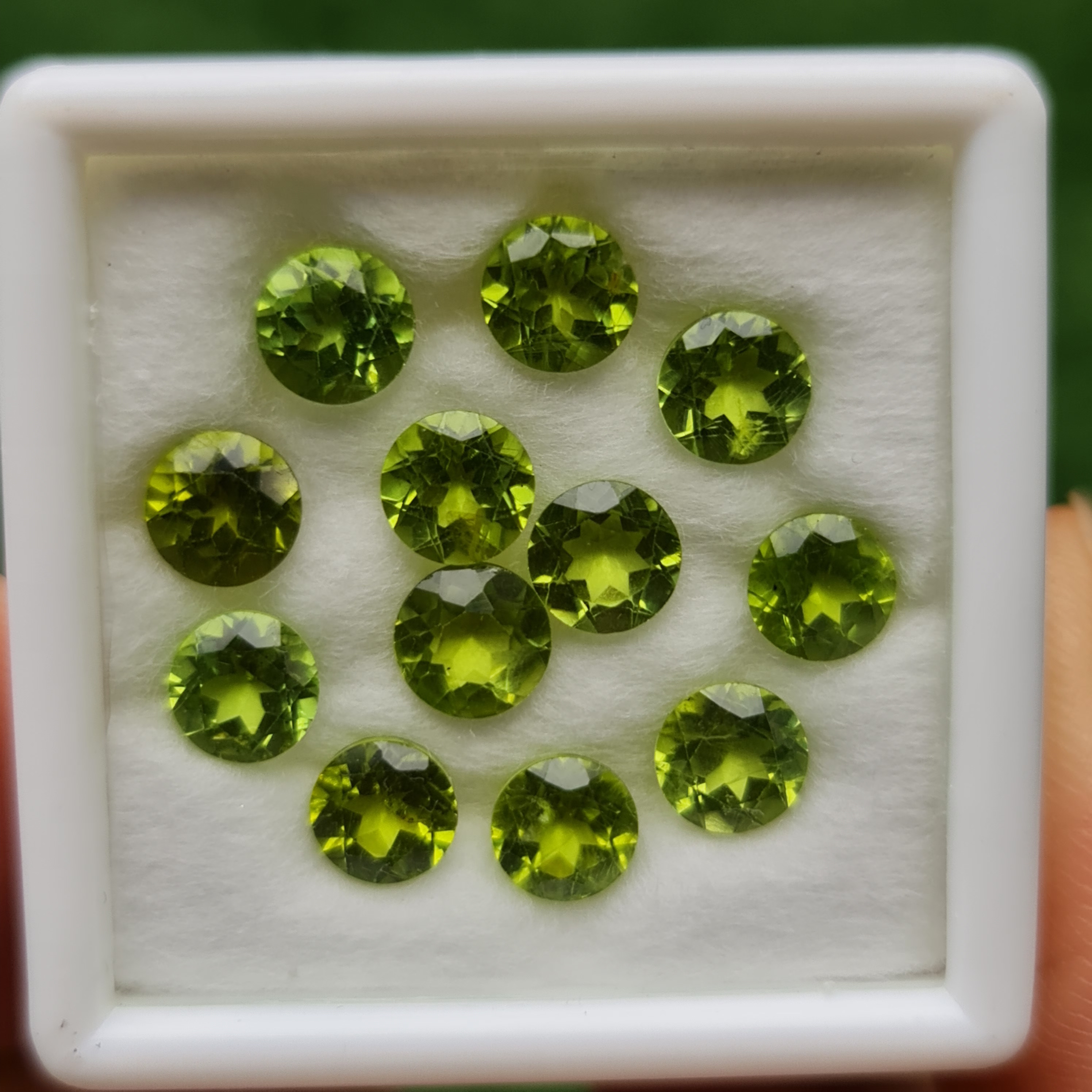 เพอริดอต Natural Peridot