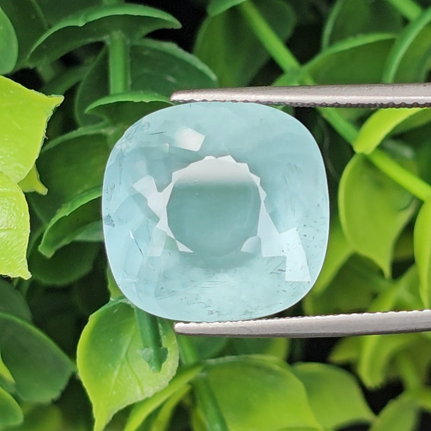 พลอย อความารีน Aquamarine