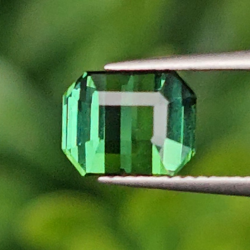 ทัวร์มาลีน Natural Tourmaline