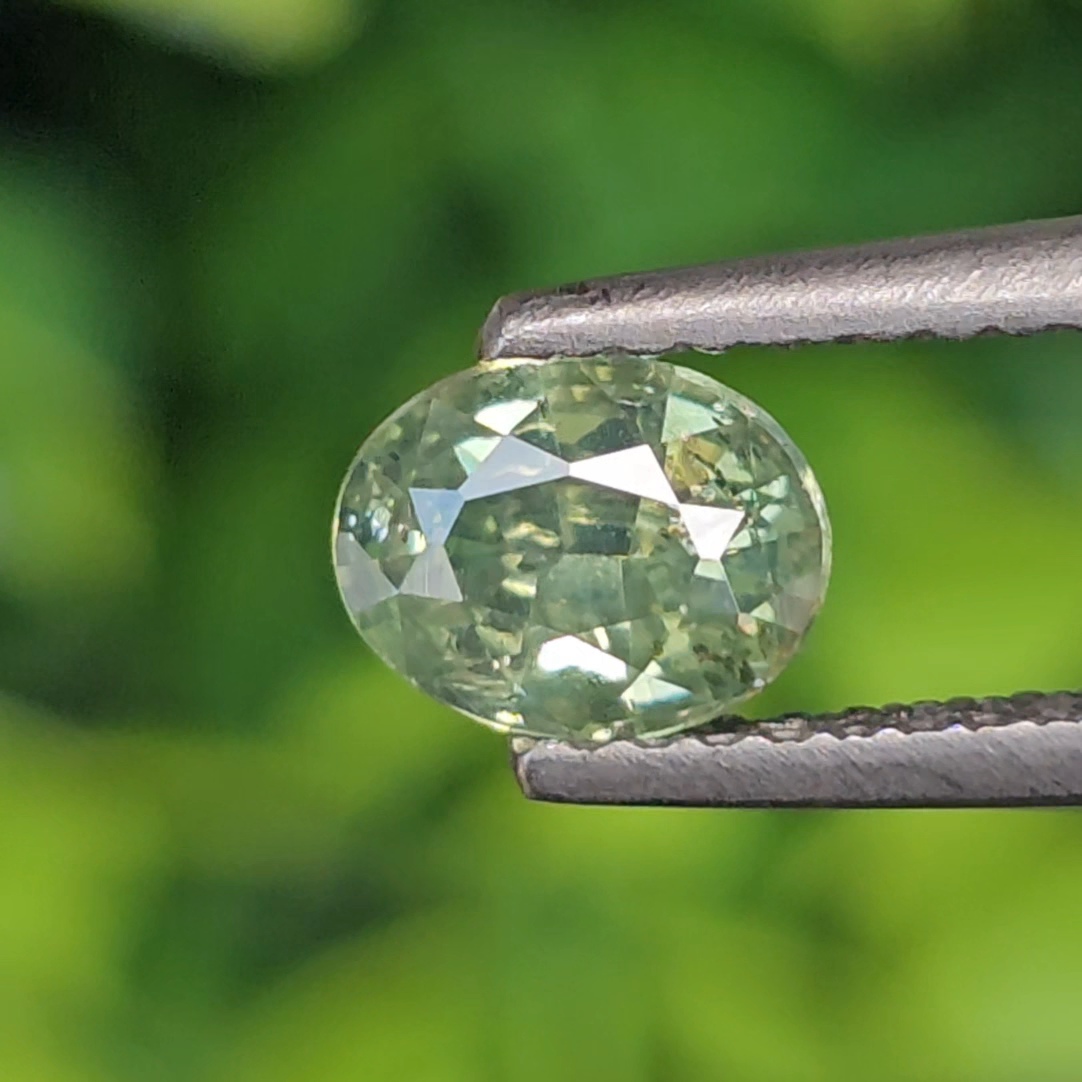 เพทาย Natural Zircon