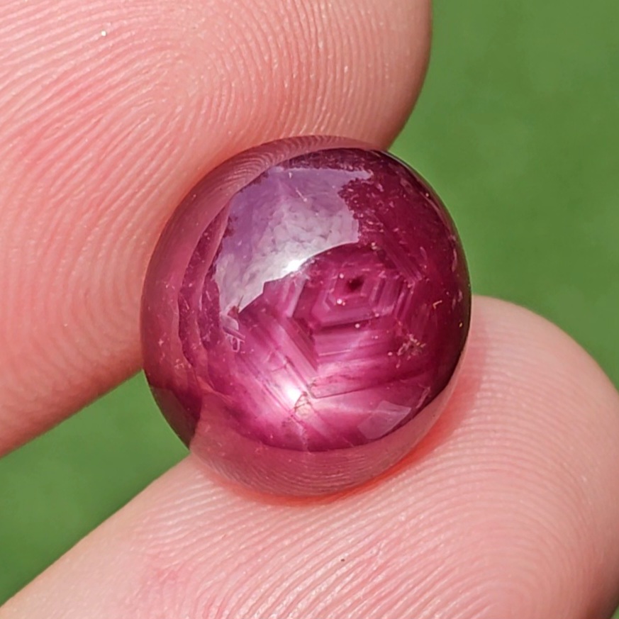 สตาร์ แซฟไฟร์ Star Sapphire