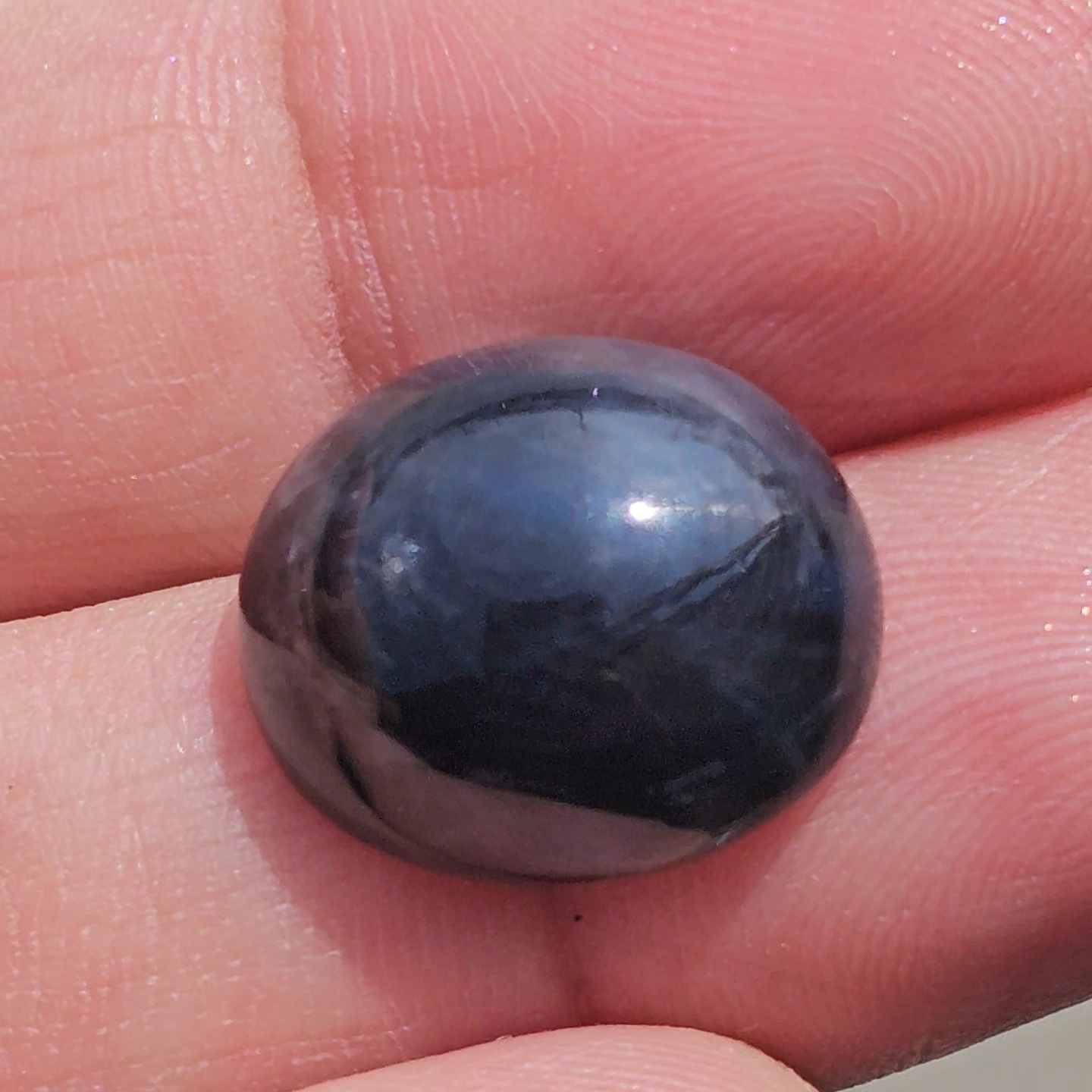 แบล็ค สตาร์ แซฟไฟร์ Natural Star Sapphire