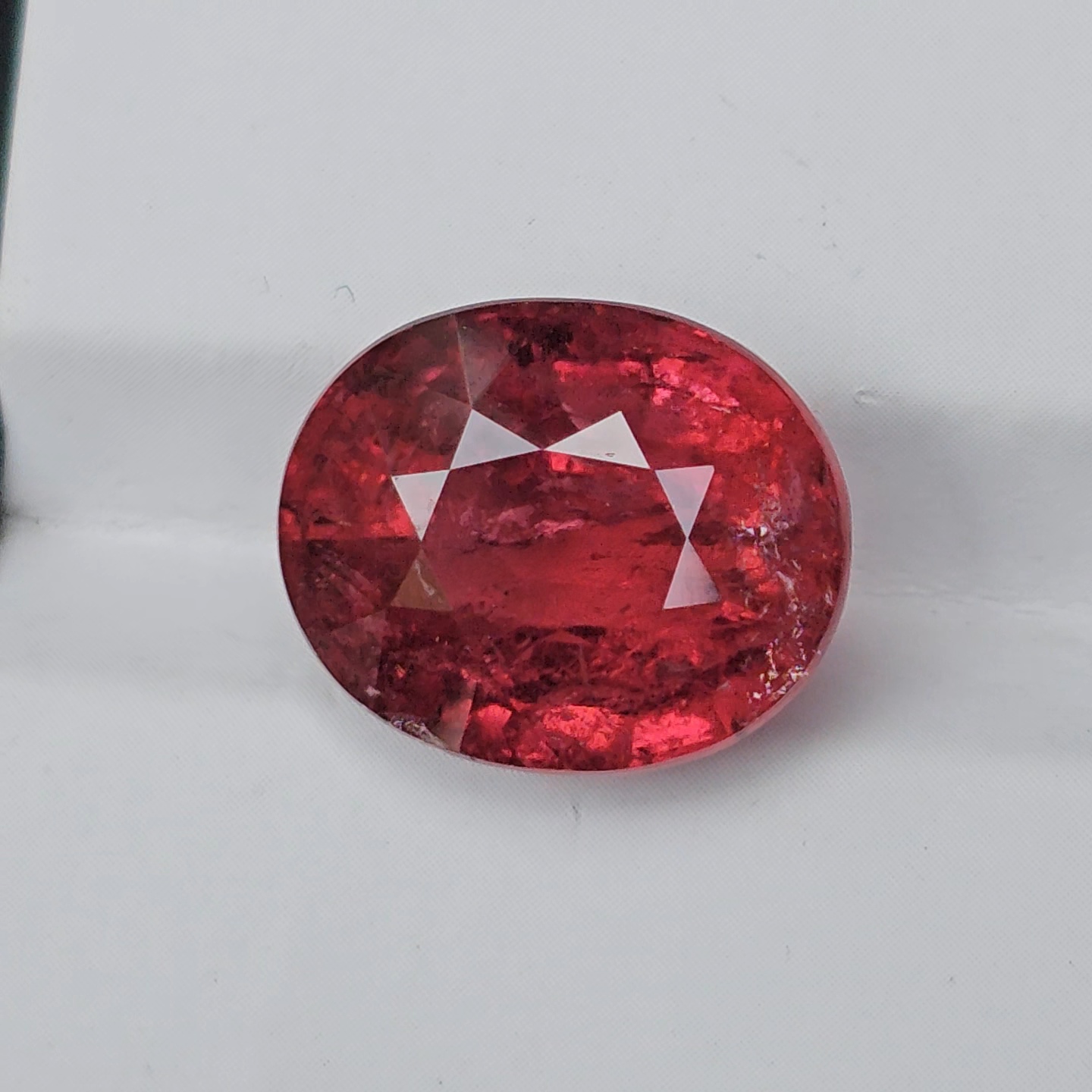 ทัวร์มาลีน Natural Tourmaline