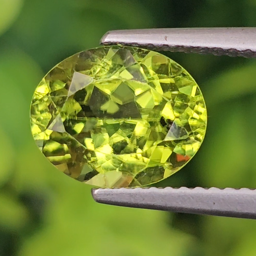 เพอริดอต Natural Peridot