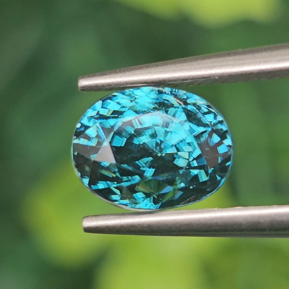 เพทาย Natural Zircon