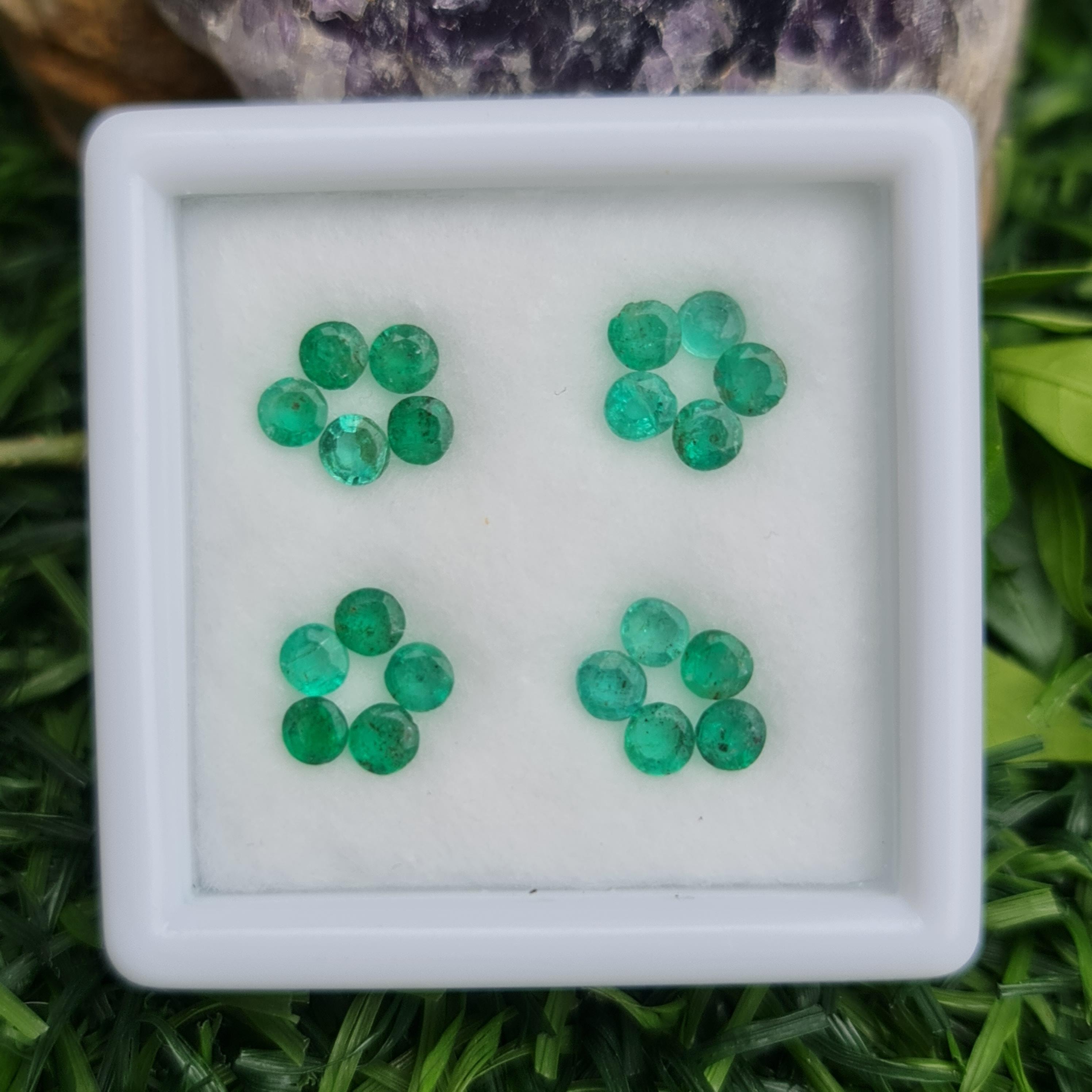 พลอย มรกต Natural Emerald