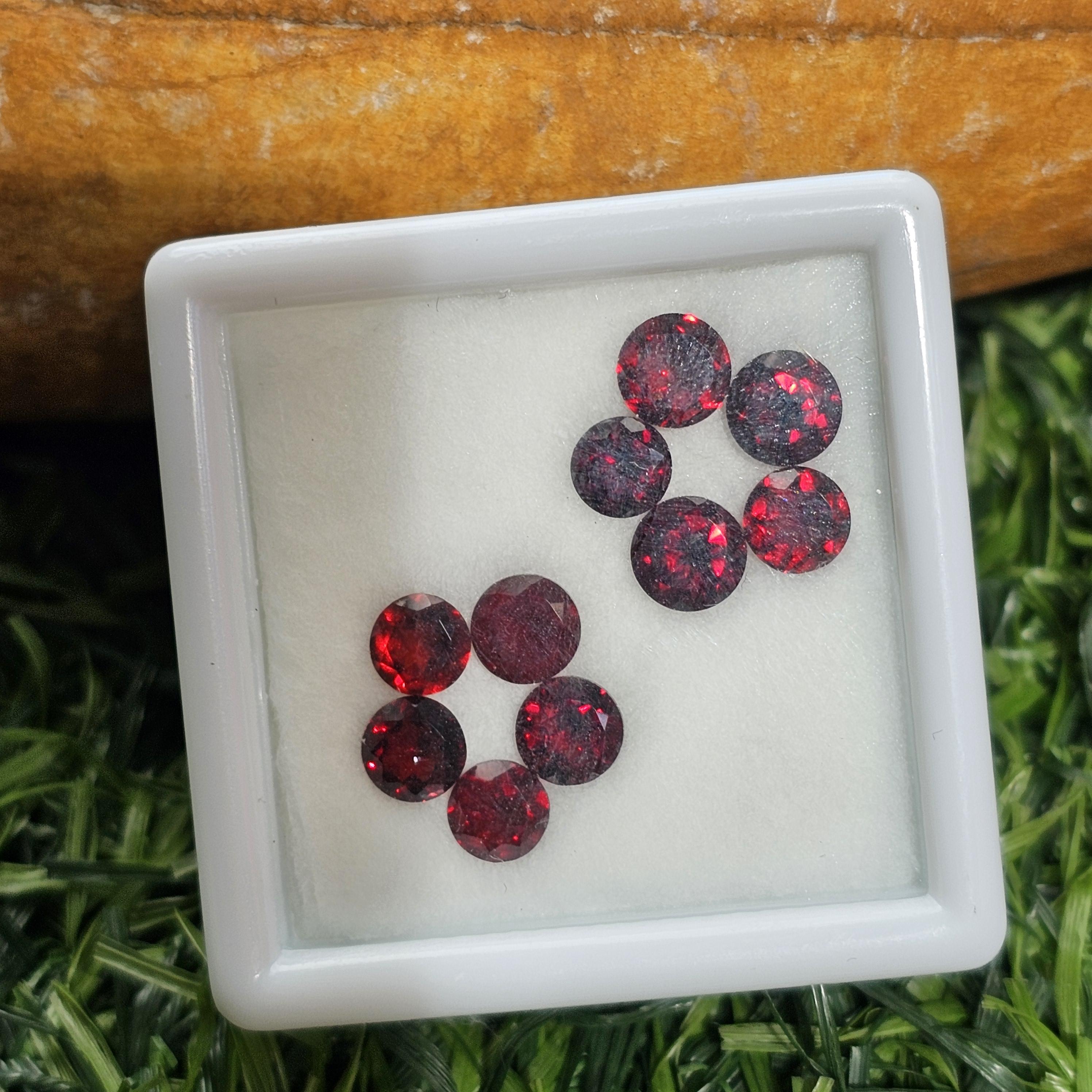 พลอย โกเมน Garnet