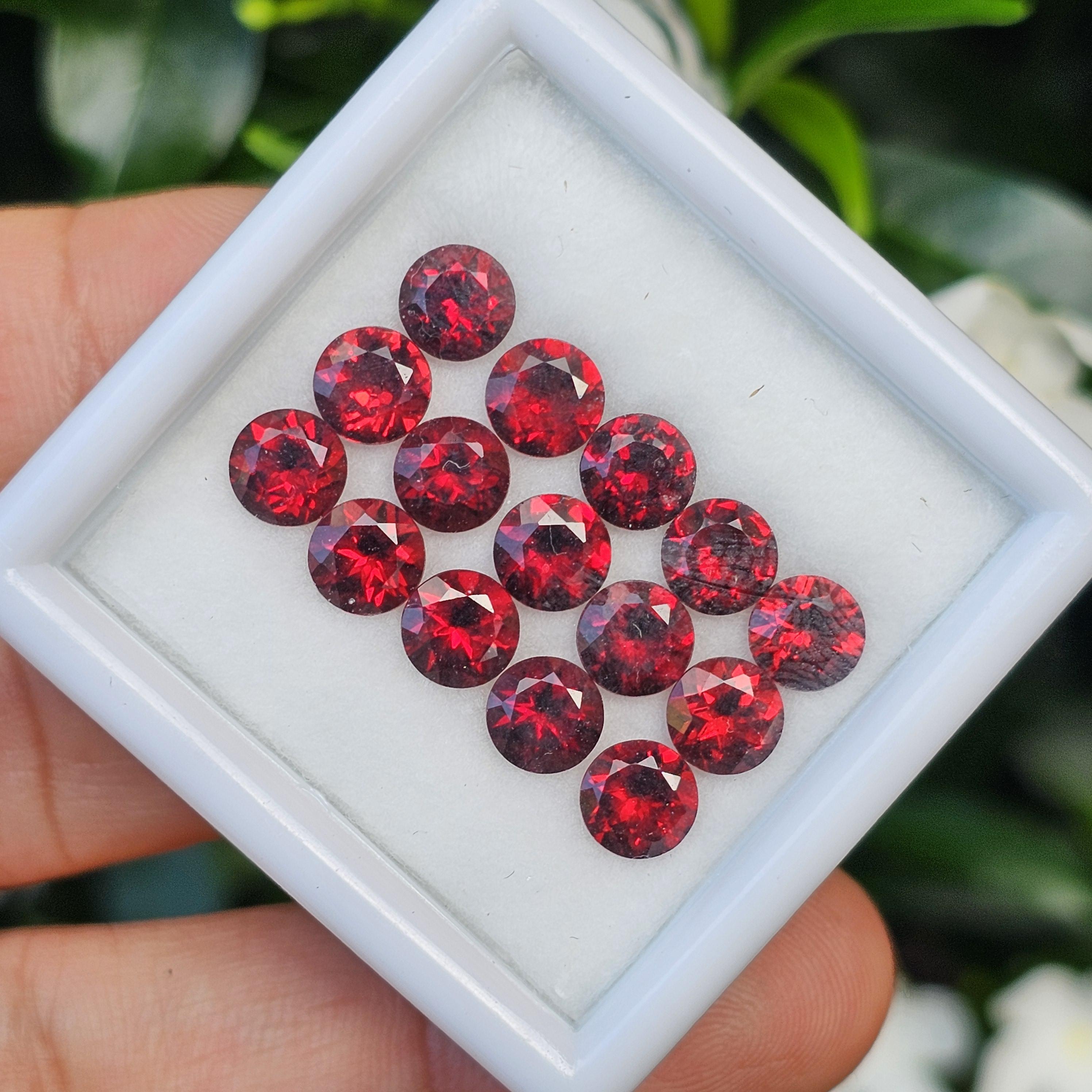 พลอย โกเมน Garnet