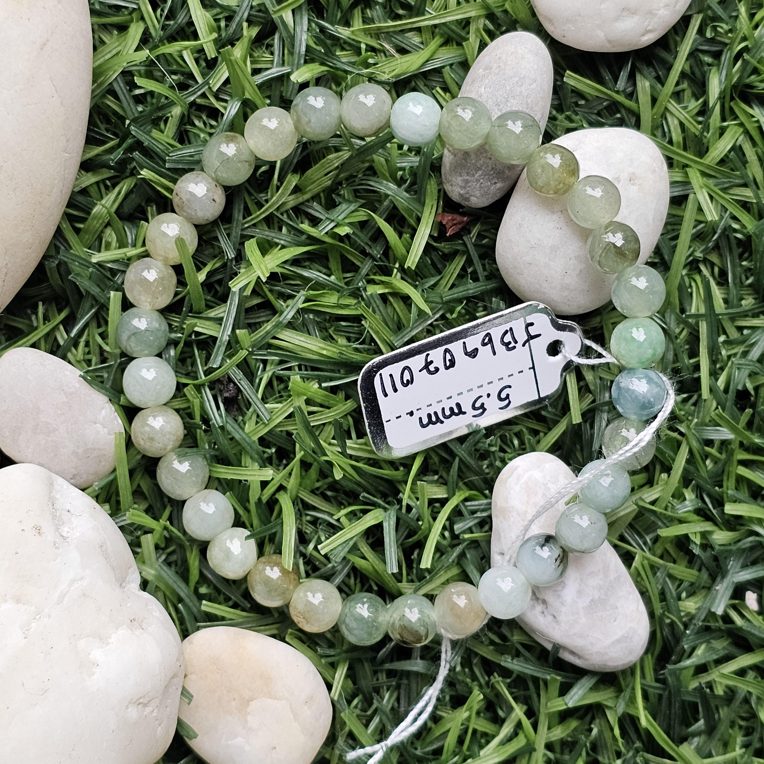 หยก Jadeite