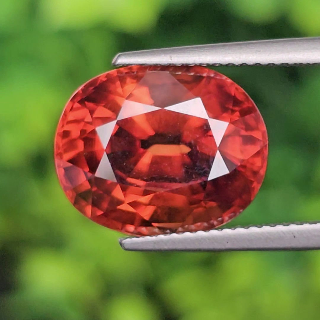 เพทาย Natural Zircon