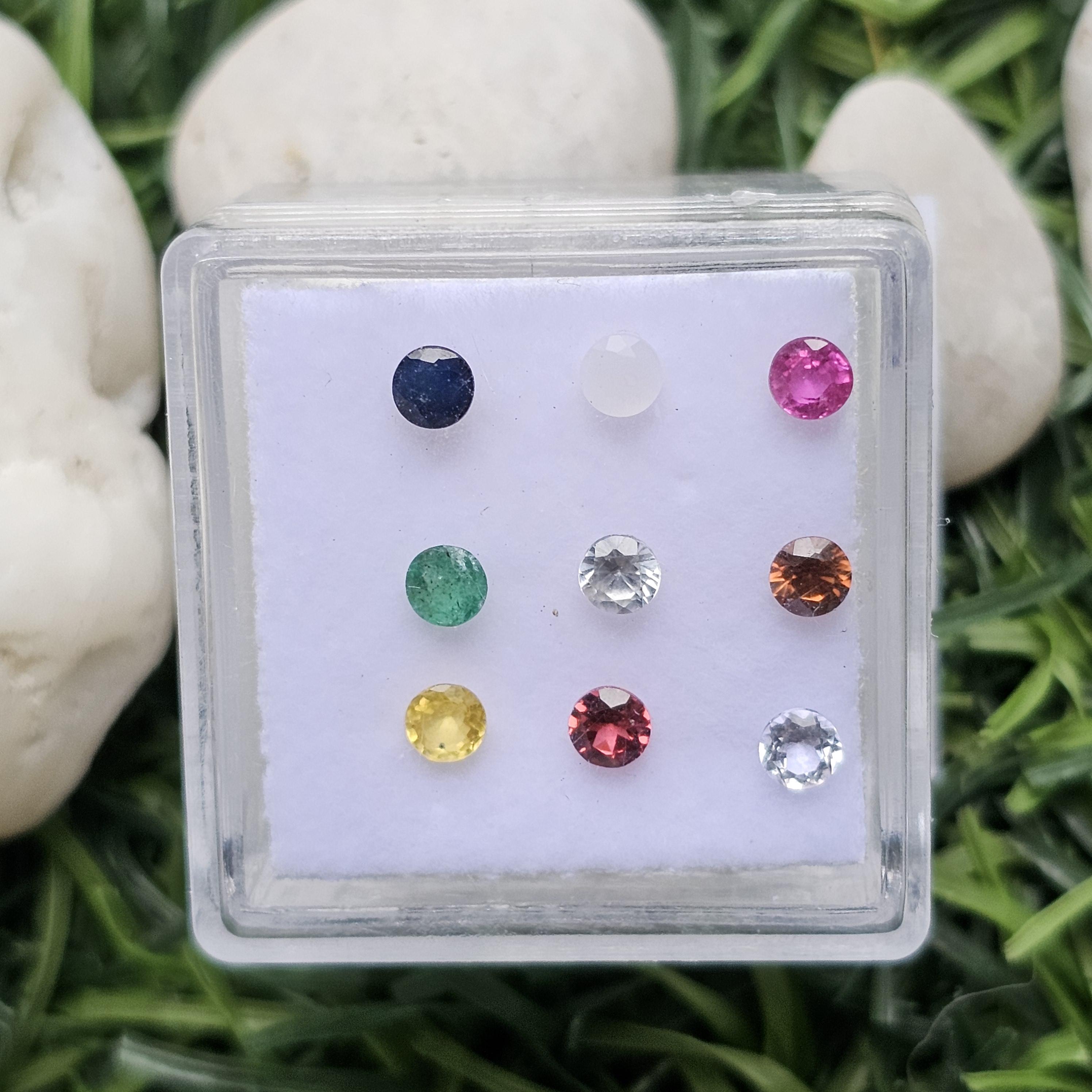 นพเก้า (Nine Gems)