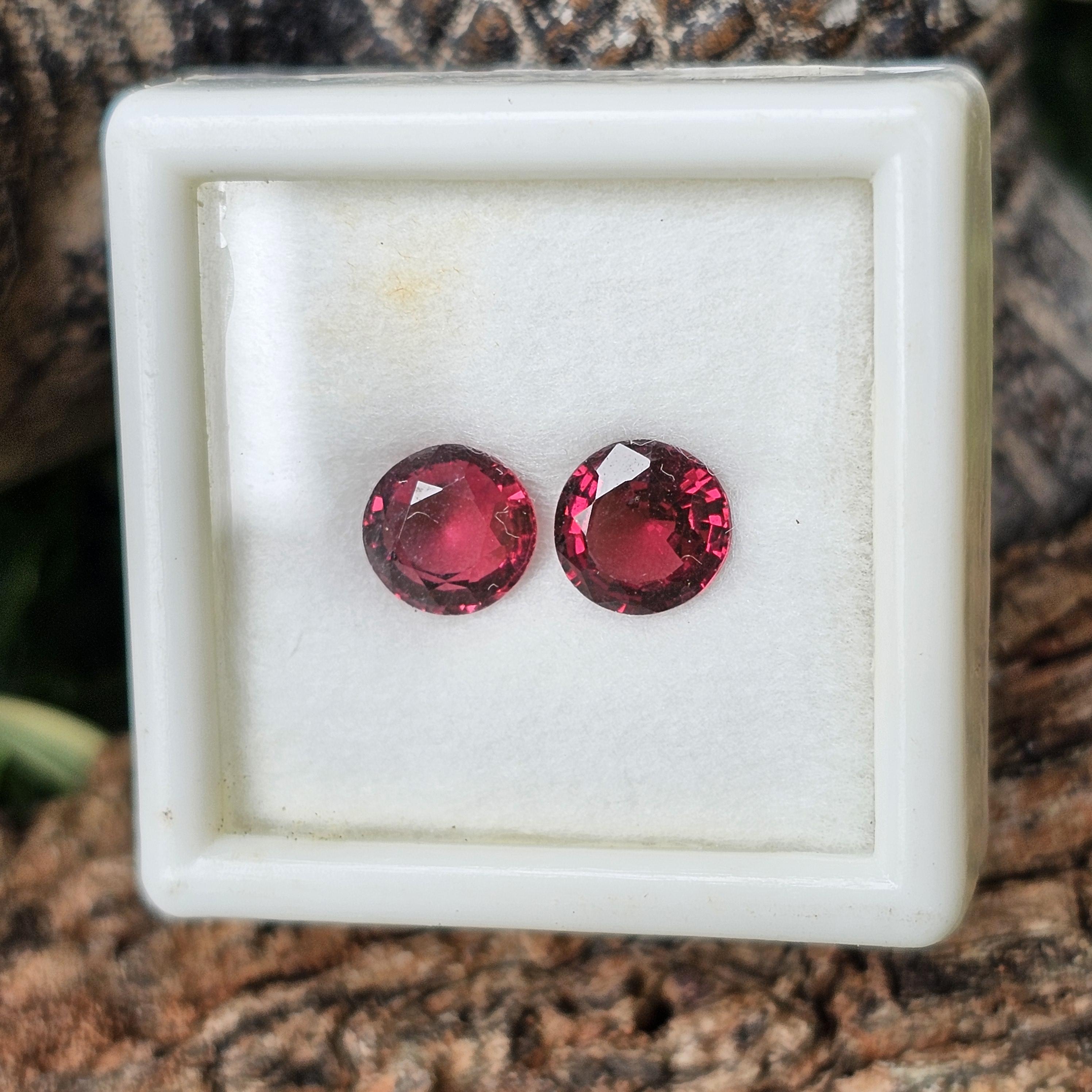โรโดไลต์ กาเน็ท Natural Rhodolite Garnet