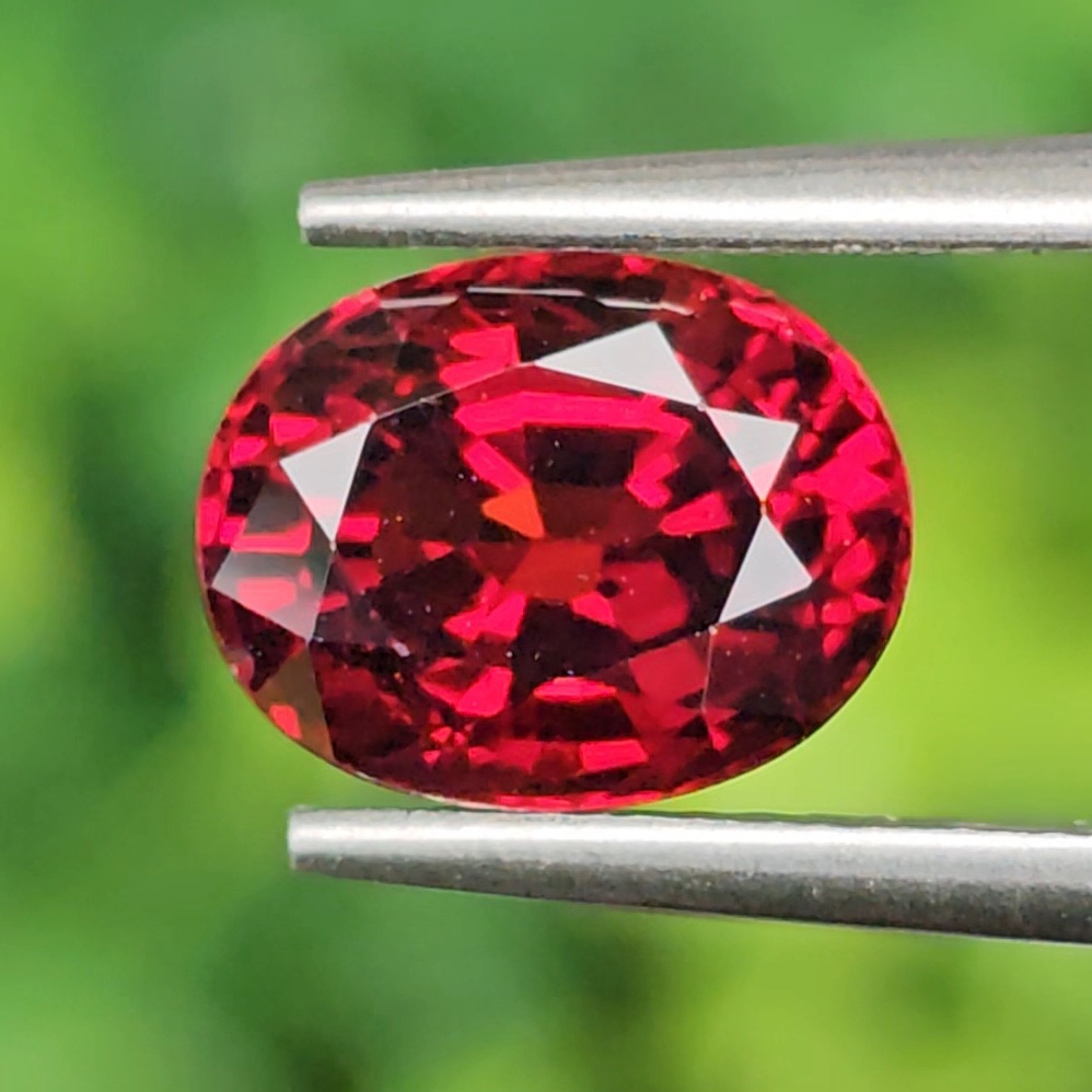 พลอย สเปสซาร์ไทต์ Natural Spessartite Garnet