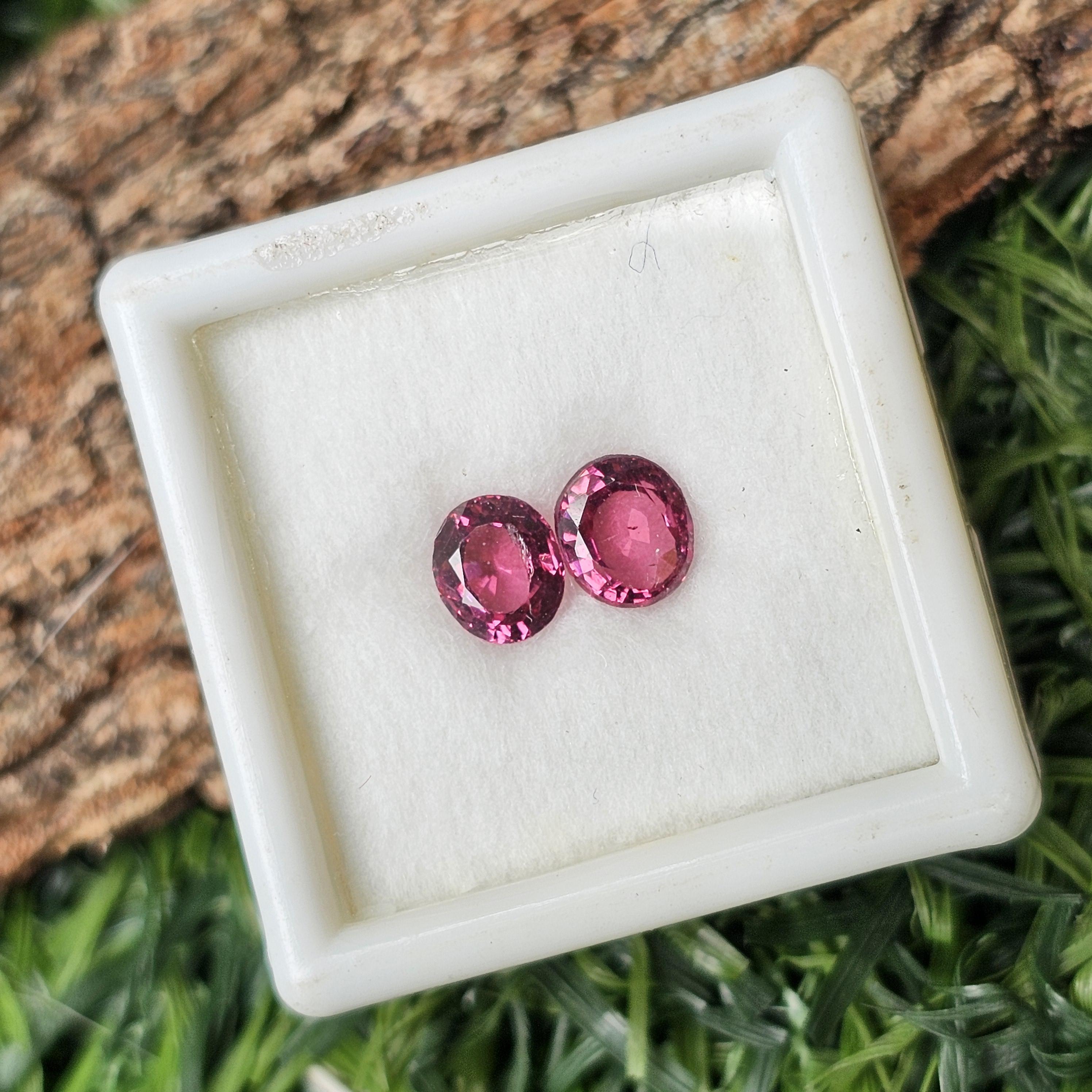 โรโดไลต์ กาเน็ท Natural Rhodolite Garnet