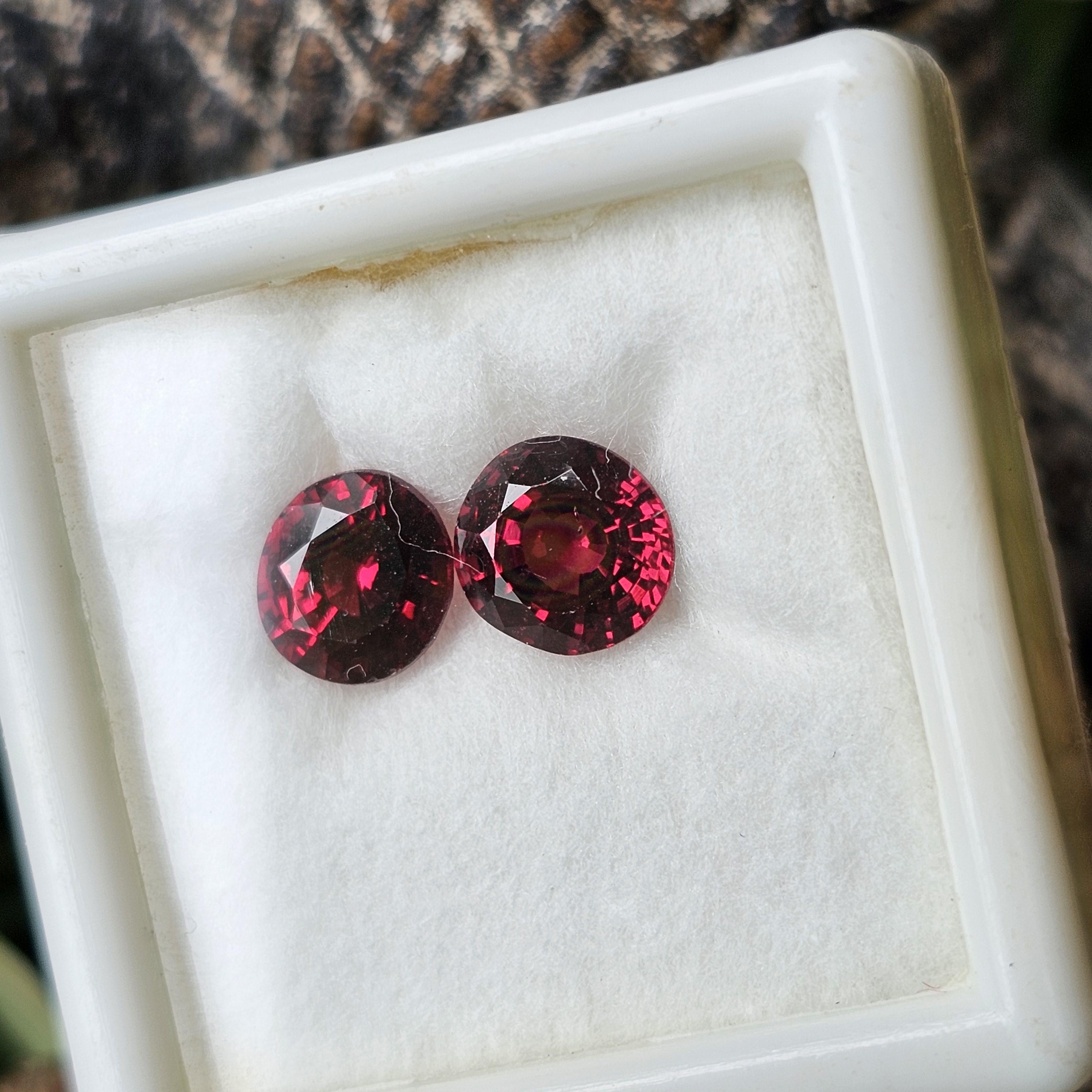 โรโดไลต์ กาเน็ท Natural Rhodolite Garnet