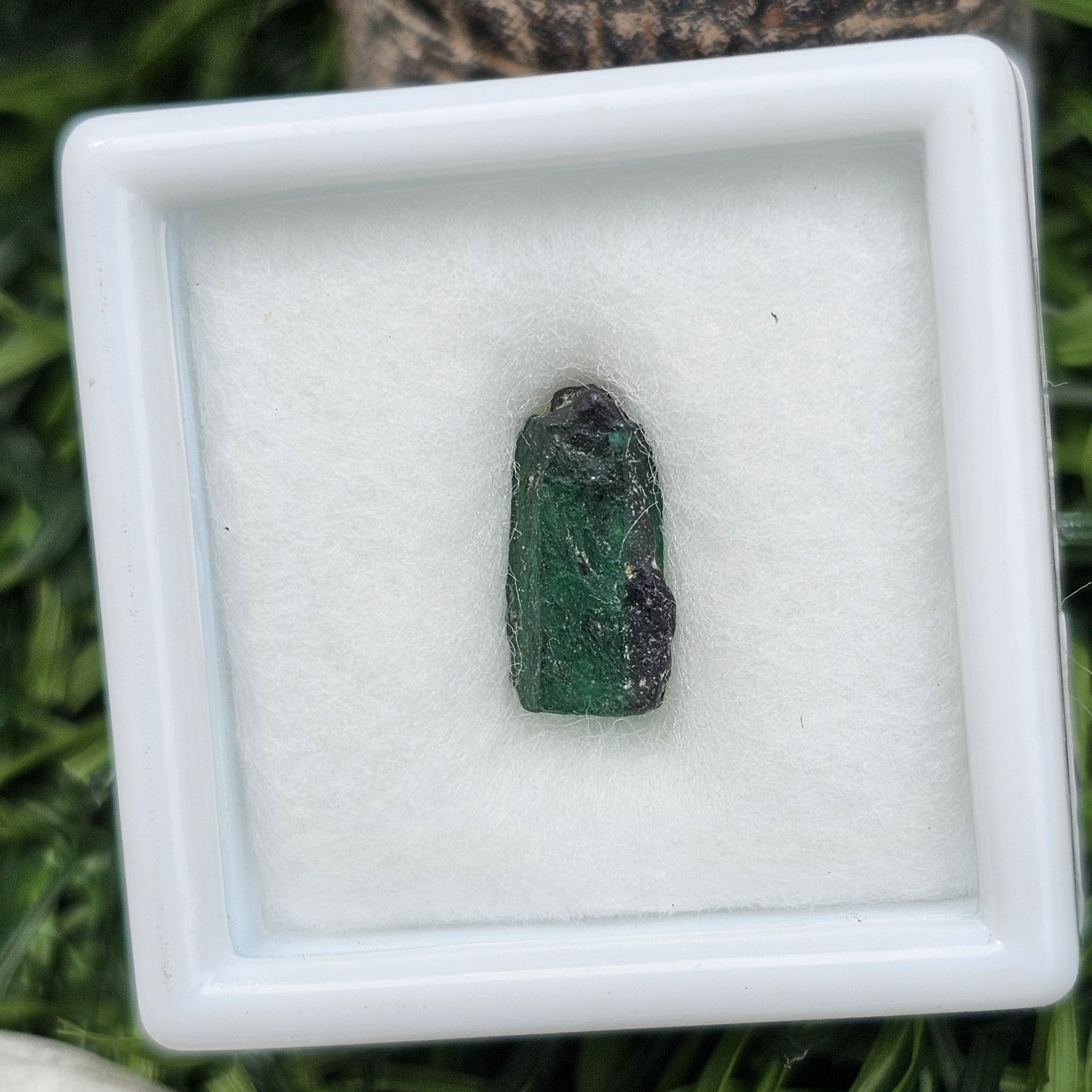 พลอย มรกต Natural Emerald