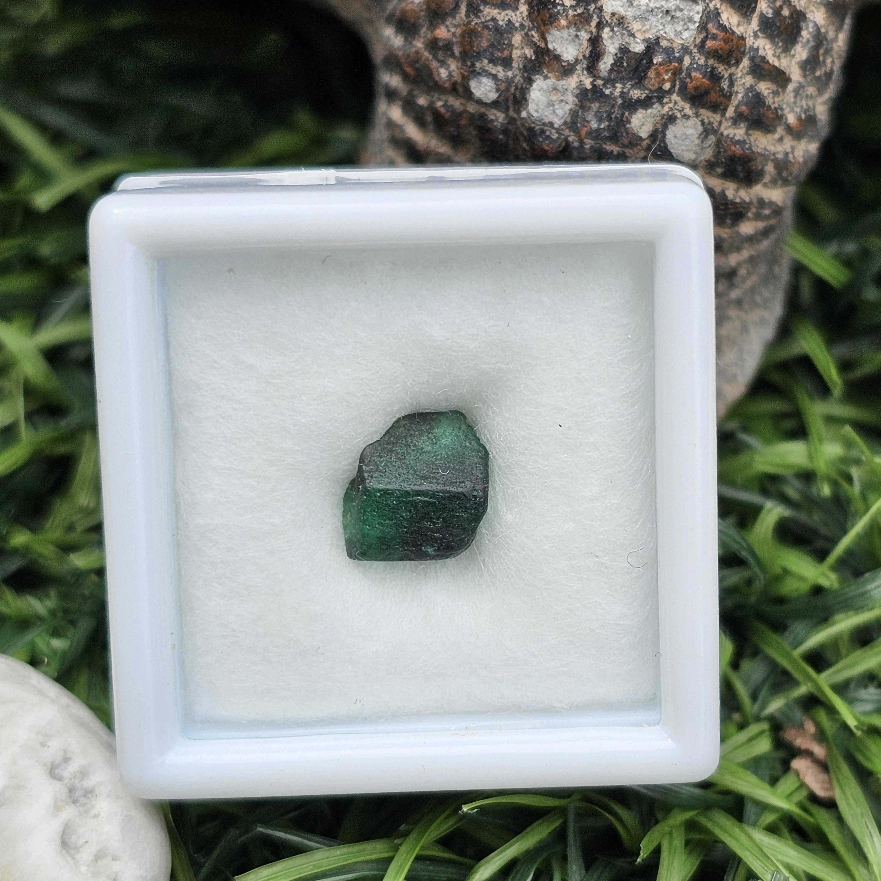 พลอย มรกต Natural Emerald