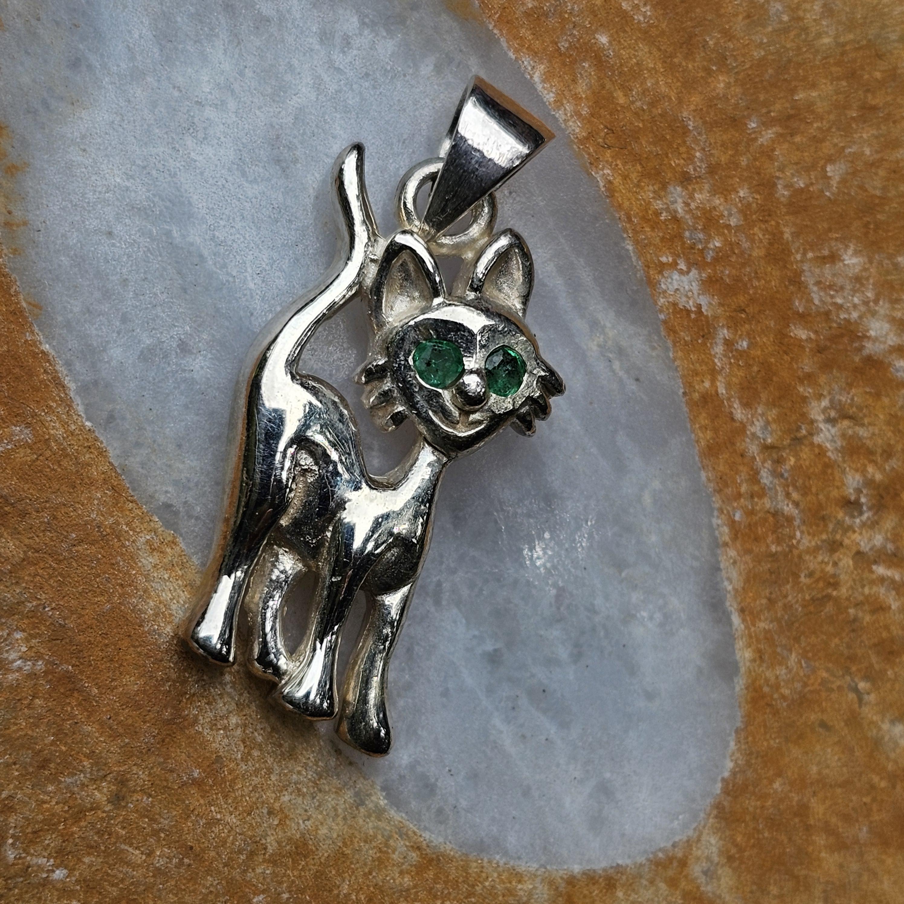 มรกต Emerald