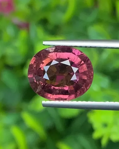 ทัวร์มาลีน Natural Tourmaline