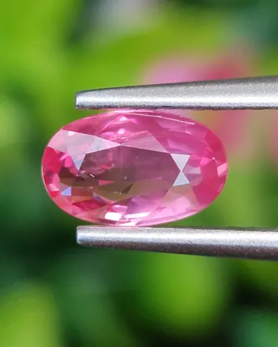 พิ้ง แซฟไฟร์ ชมพู Pink Sapphire