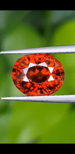 เพทาย Natural Zircon