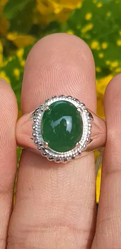 แหวน หยก (jadeite Ring)