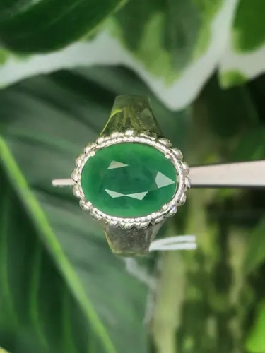 แหวน หยก (jadeite Ring)