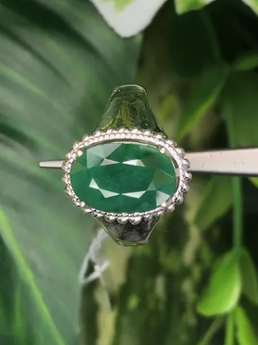 แหวน หยก (jadeite Ring)