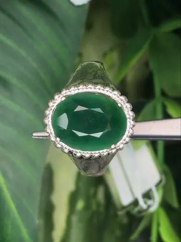แหวน หยก (jadeite Ring)