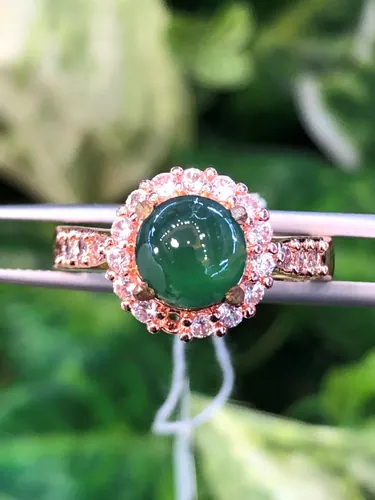 แหวน หยก (jadeite Ring)