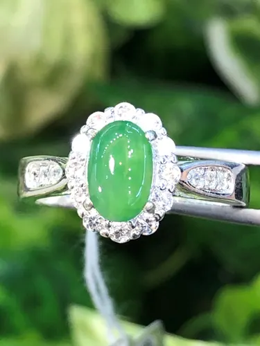 แหวน หยก (jadeite Ring)